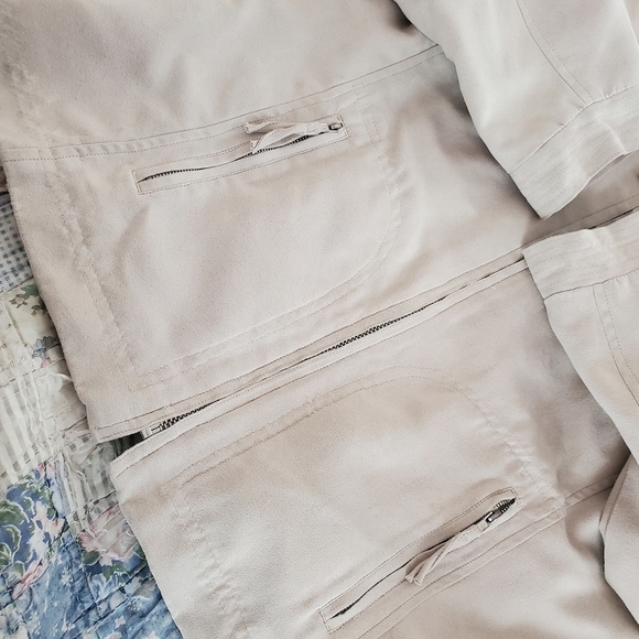 Ze-Ze Jacket - Picture 4 of 16